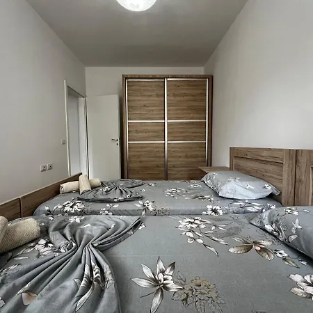 Vloravista - Steps From The Beach Apartment *